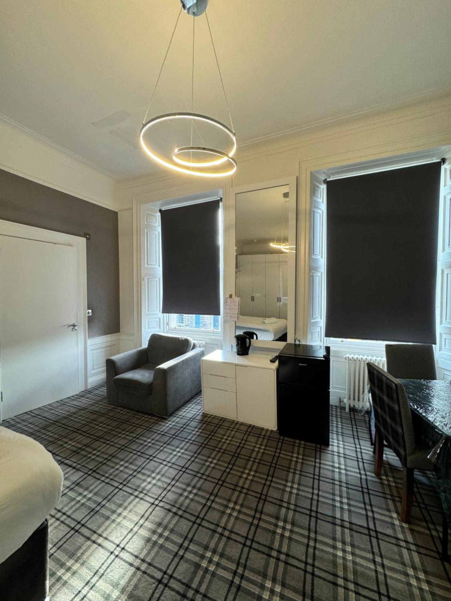 Luxury Family Room With Private Bathroom In The Heart Of Эдинбург Экстерьер фото